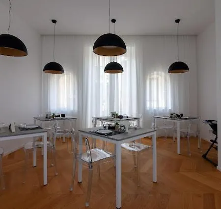 Bed and Breakfast L'arte Dell'eleganza Κατάνια