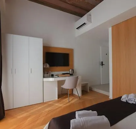 L'arte Dell'eleganza 3* Κατάνια